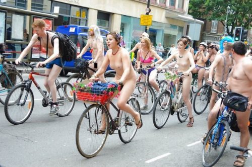 全裸サイクリング 画像138